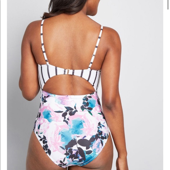 NWOT ModCloth Siena striped one piece bathing suit - Picture 2 of 12